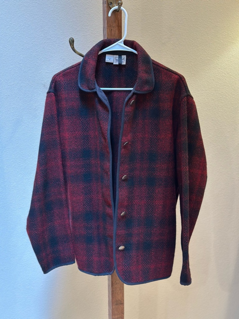 Woolrich Black and Red Buffalo Plaid Wool Jacket Silver Button‎ Womens Sz Medium